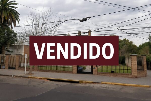 casa en venta centro ramos Mejía Buenos Aires
